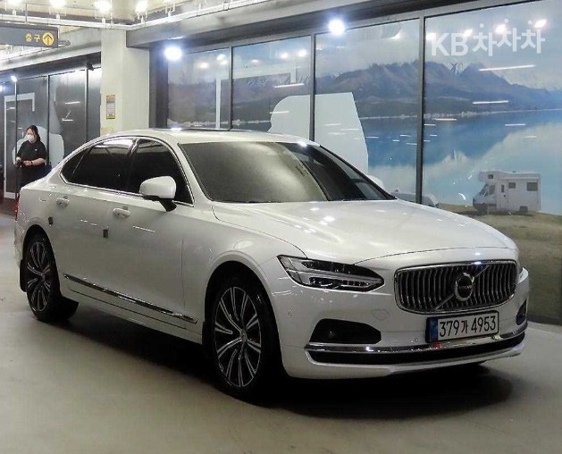 فولفو S90