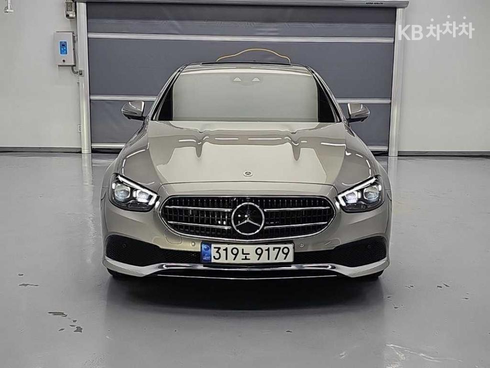 Mercedes-Benz E-Class Avantgarde — фото 2