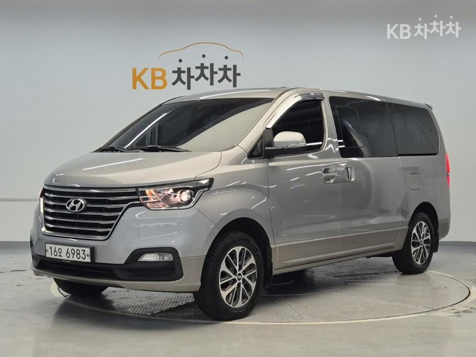 Hyundai Starex EXCLUSIVE — фото 1