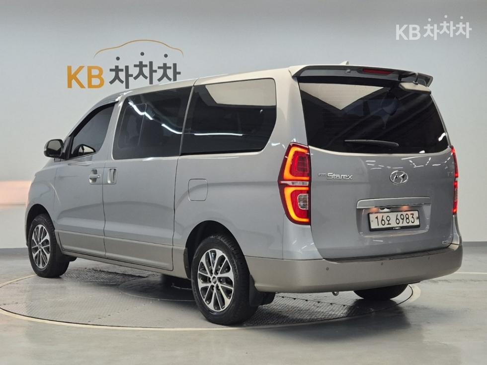 Hyundai Starex EXCLUSIVE — фото 2