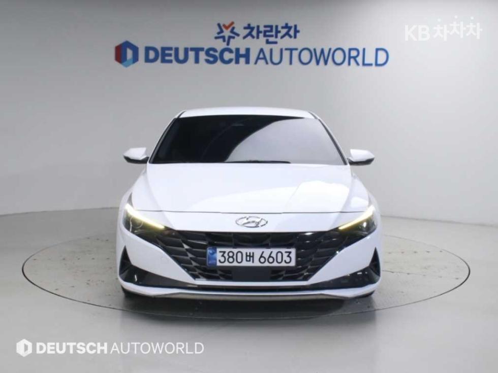 Hyundai Avante — фото 3