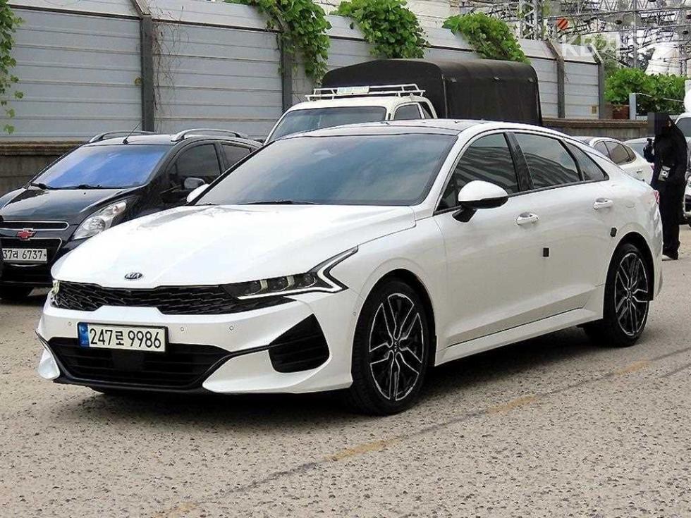 Kia K5 SIGNATURE — фото 2