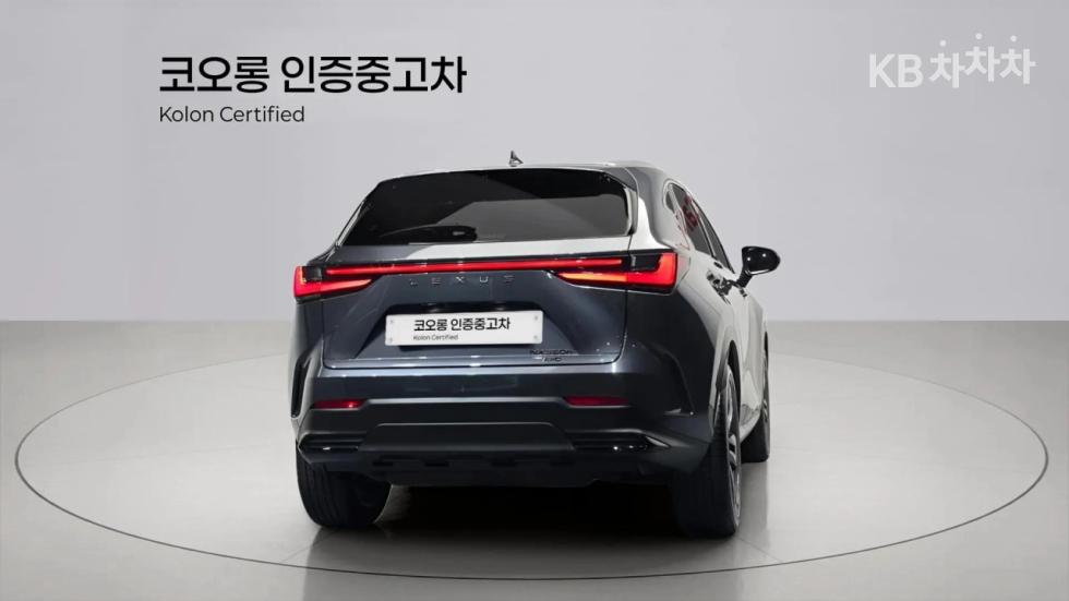 Lexus NX Premium — фото 2