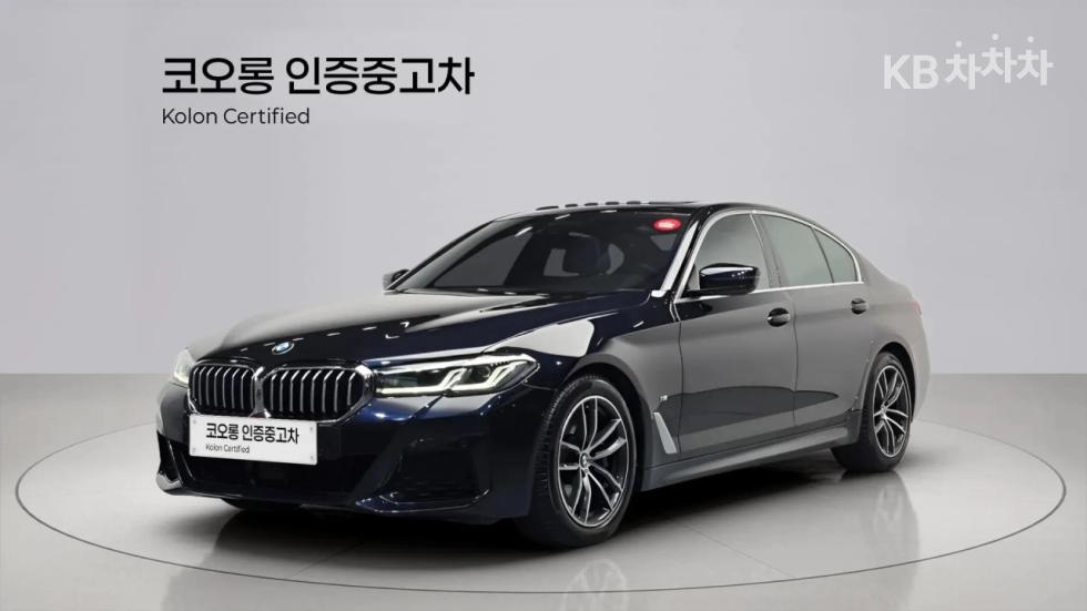 BMW 5 Series M Sport — фото 1