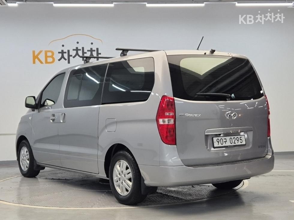 Hyundai Starex — miniaturë 2
