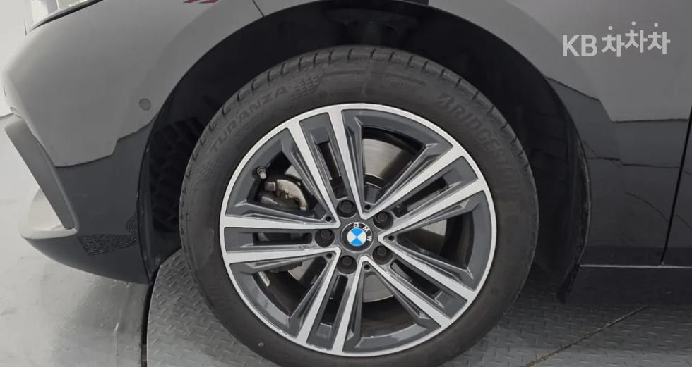 BMW 1 Series Advantage — фото 4