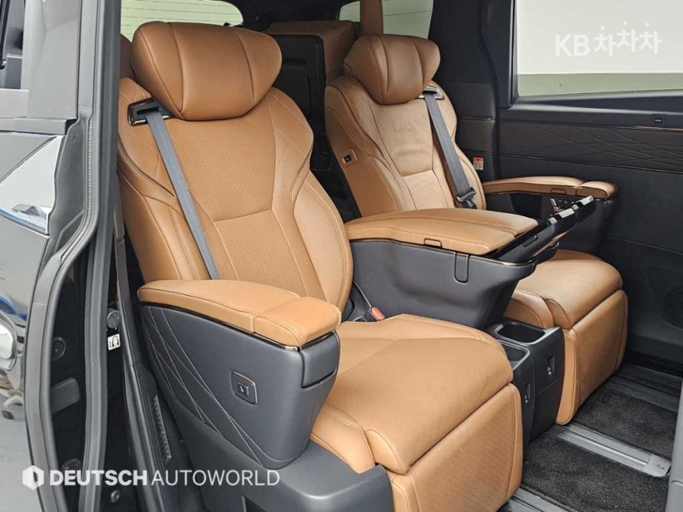 Toyota Alphard — miniaturë 14