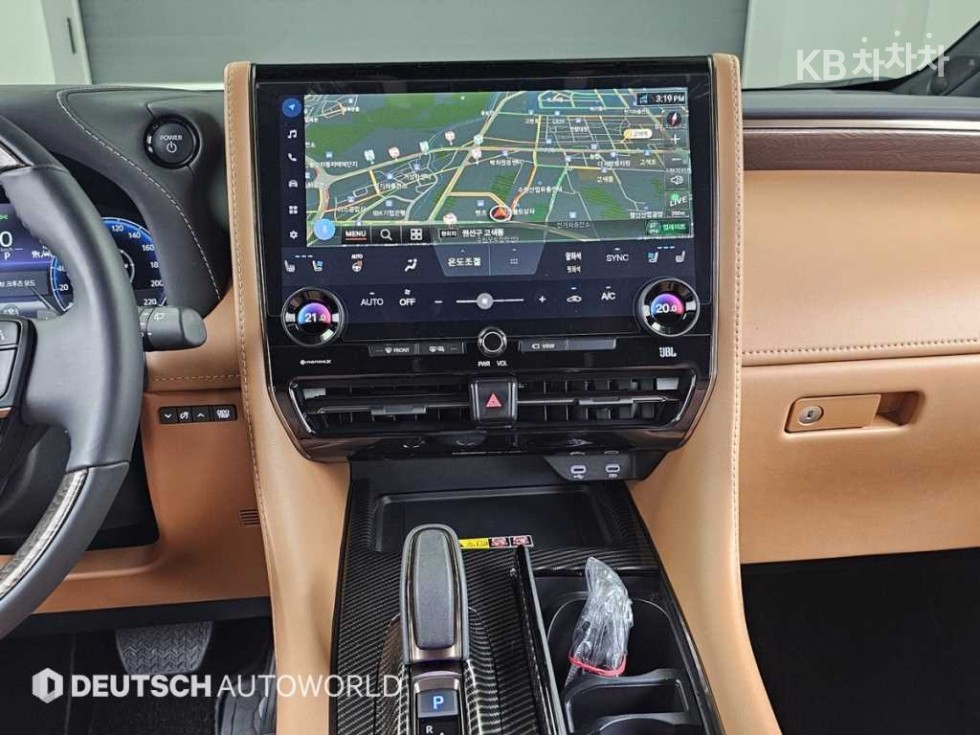 Toyota Alphard — miniaturë 16