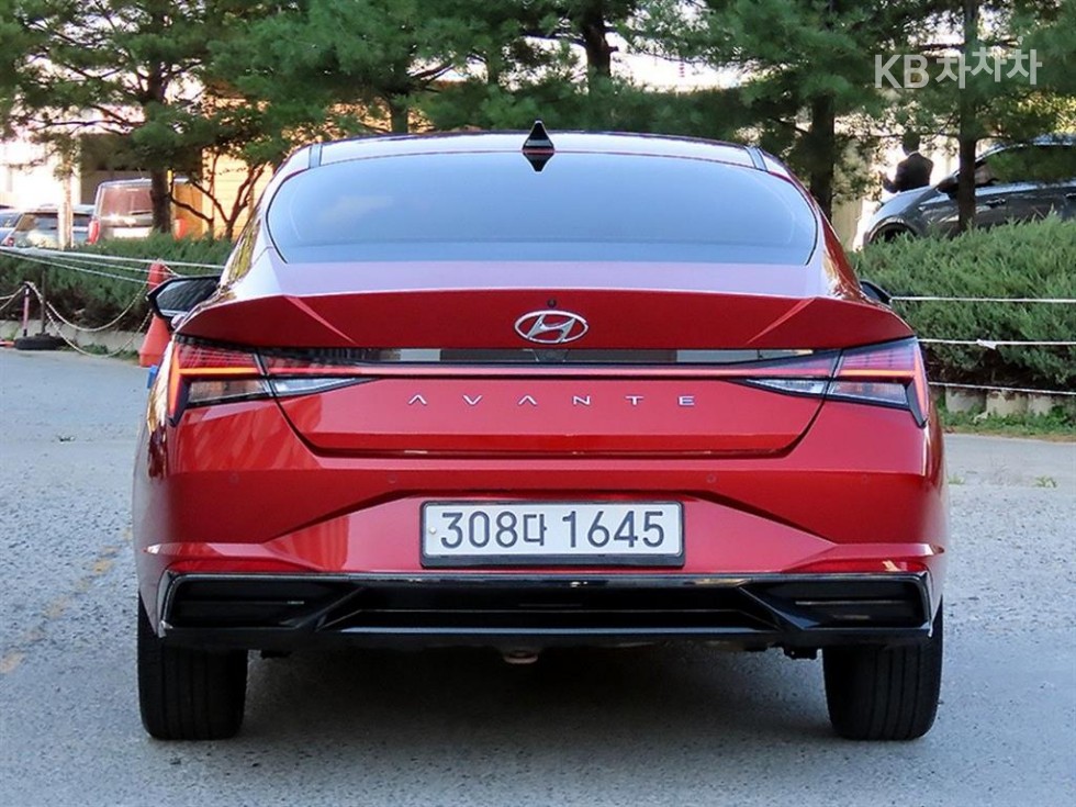 Hyundai Avante INSPIRATION — фото 4