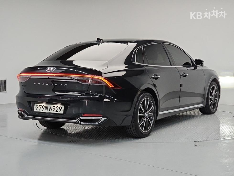Hyundai Grandeur EXCLUSIVE — фото 4