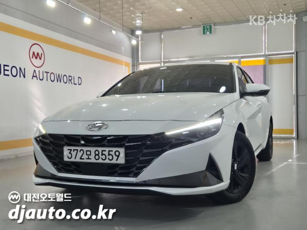 Hyundai Avante — фото 2