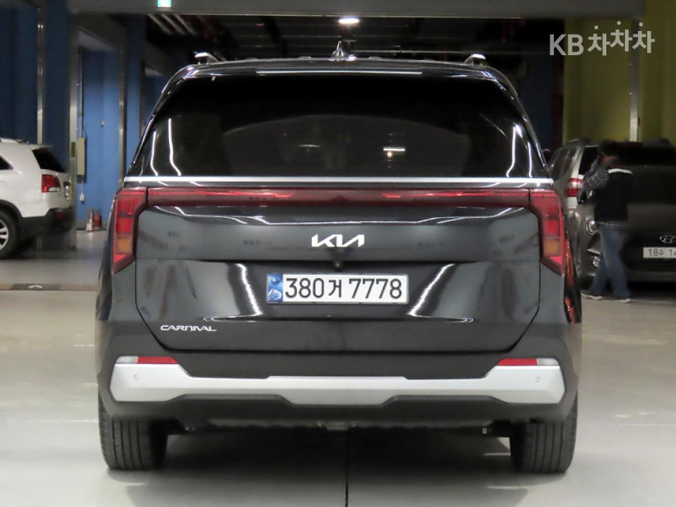 Kia Carnival PRESTIGE — фото 3