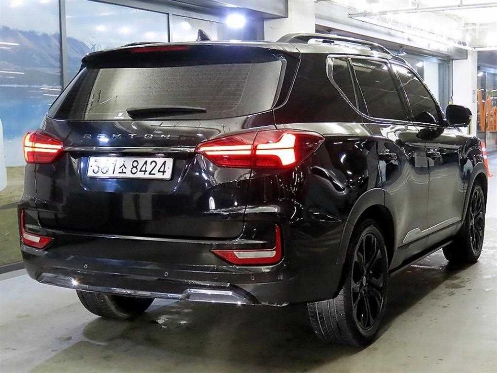 KG Mobility Rexton The Black — фото 4