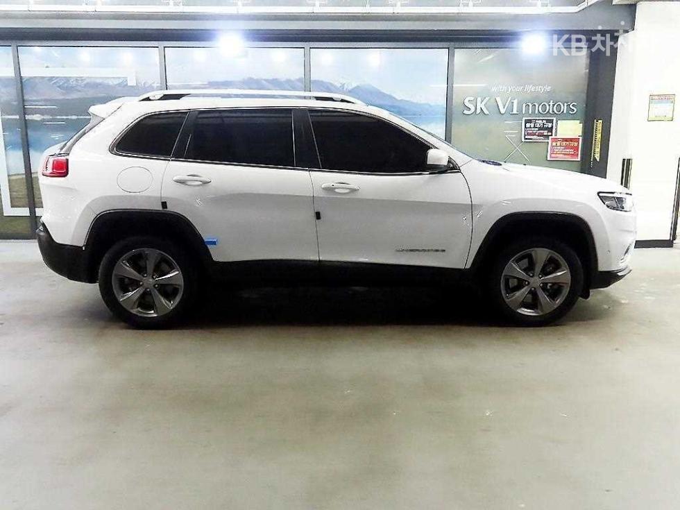 Jeep Cherokee Limited — фото 3