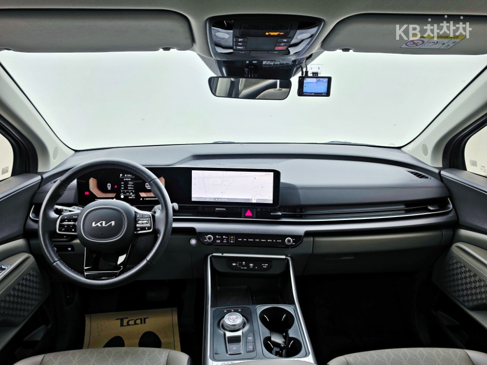 Kia Carnival — miniaturë 20