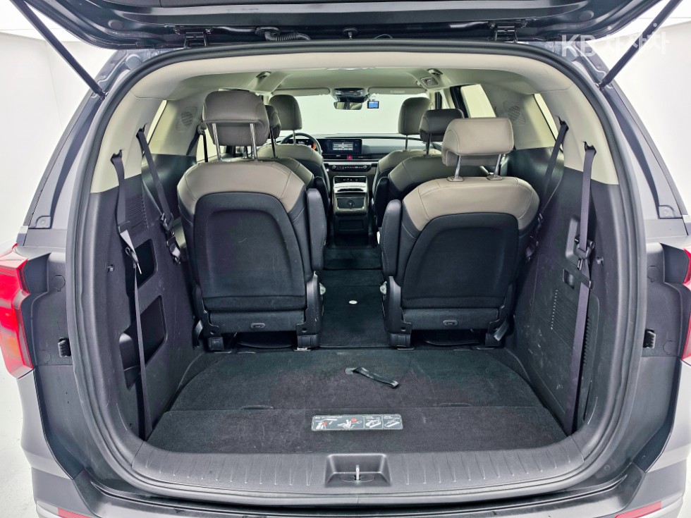 Kia Carnival — miniaturë 22