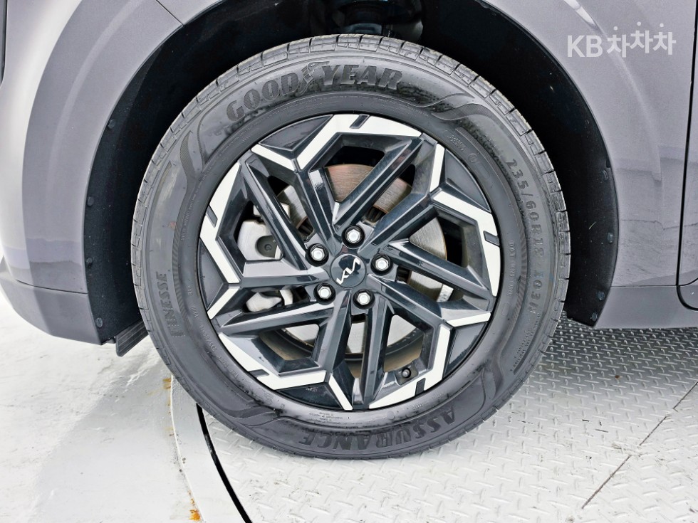 Kia Carnival — miniaturë 23