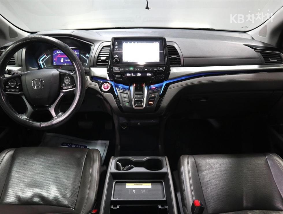 Honda Odyssey — miniaturë 5