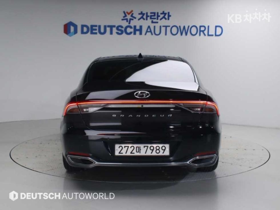 Hyundai Grandeur Premium Choice — фото 4