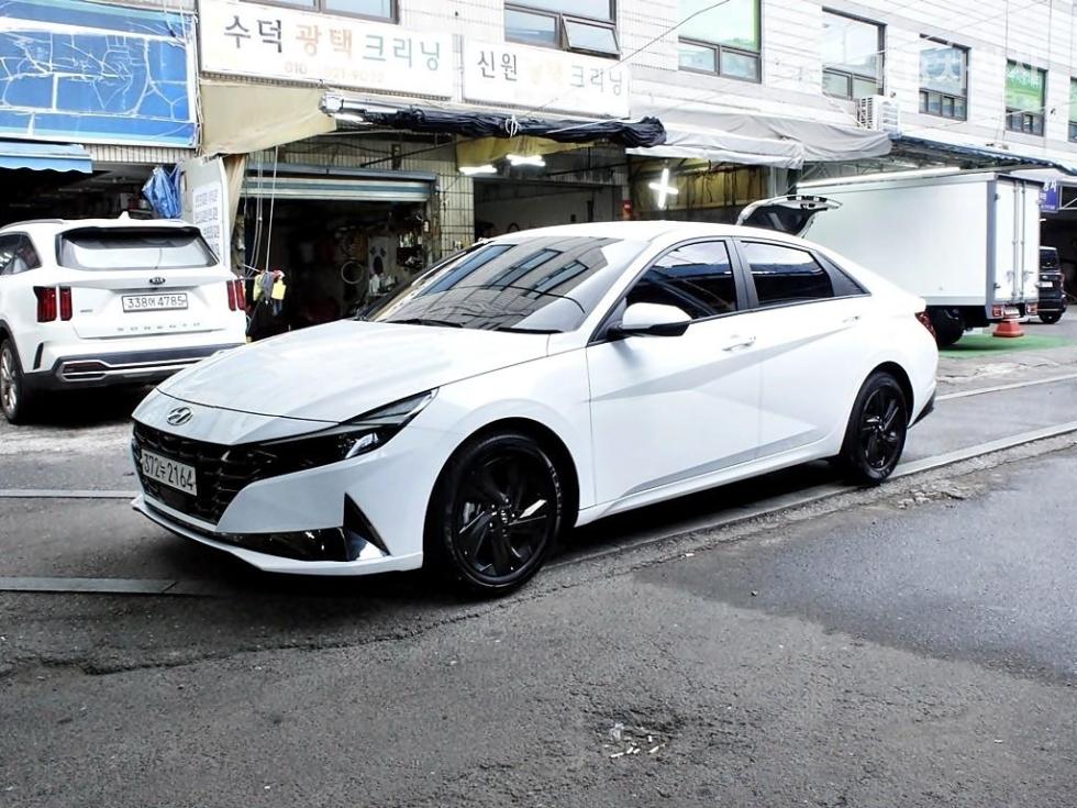 Hyundai Avante — фото 2