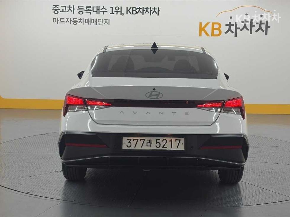 Hyundai Avante Smart — фото 3