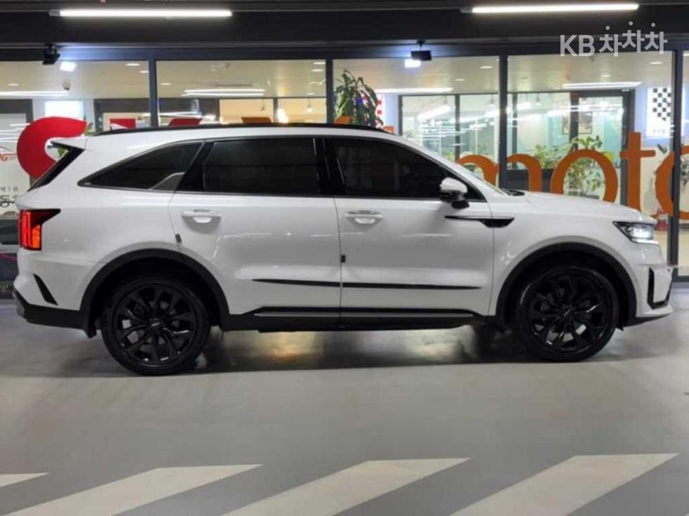Kia Sorento Signature Gravity — фото 3