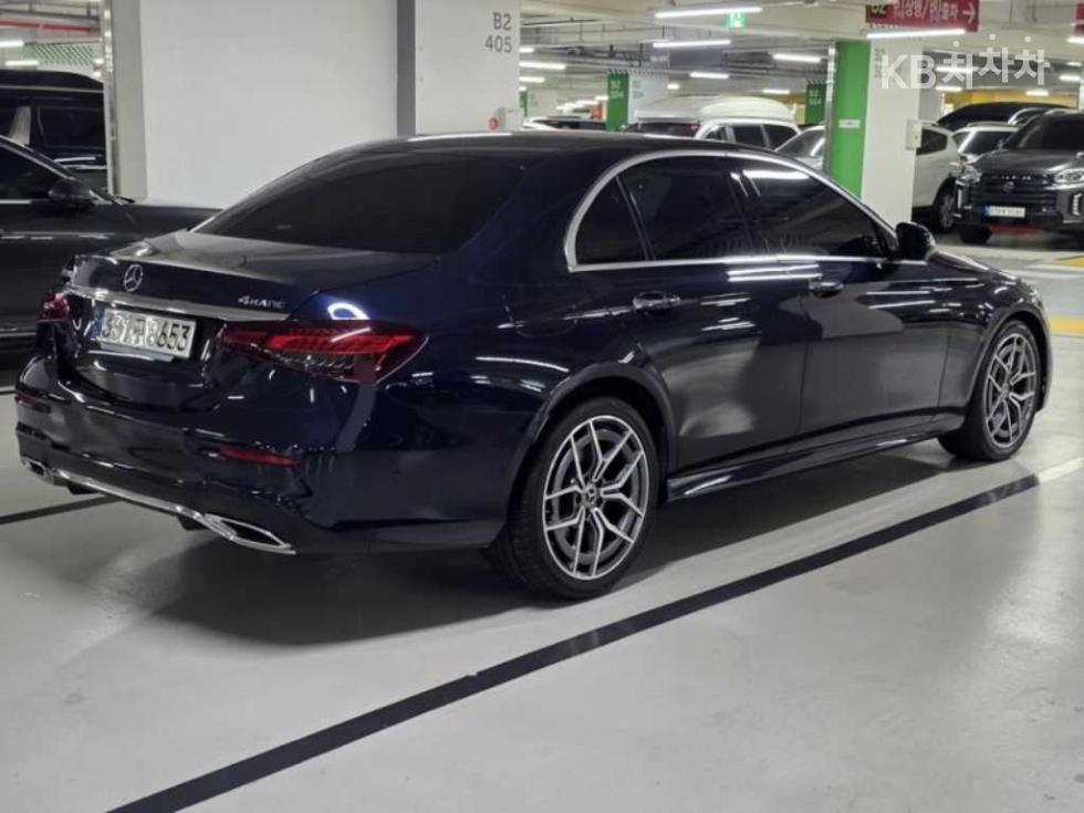 Mercedes-Benz E-Class AMG Line — фото 4