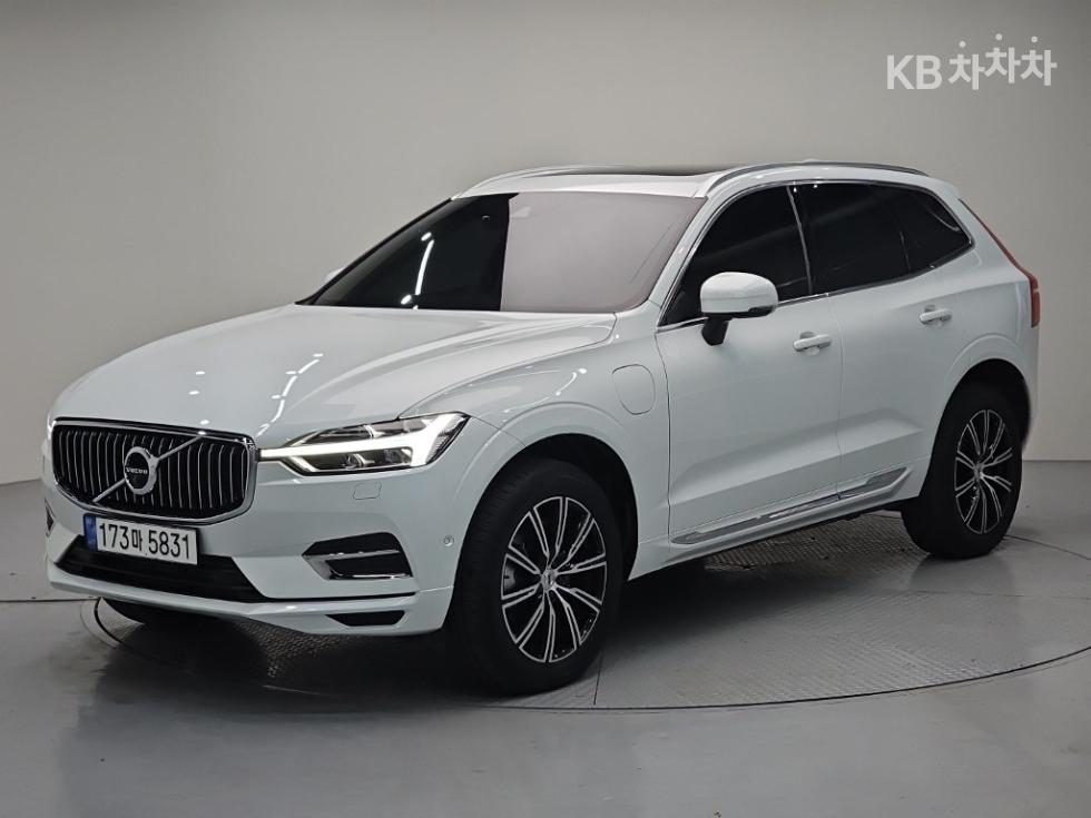 Volvo XC60 Inscription — фото 1