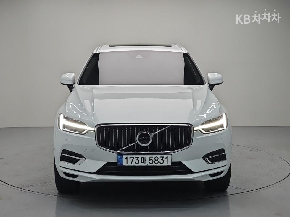 Volvo XC60 Inscription — фото 2