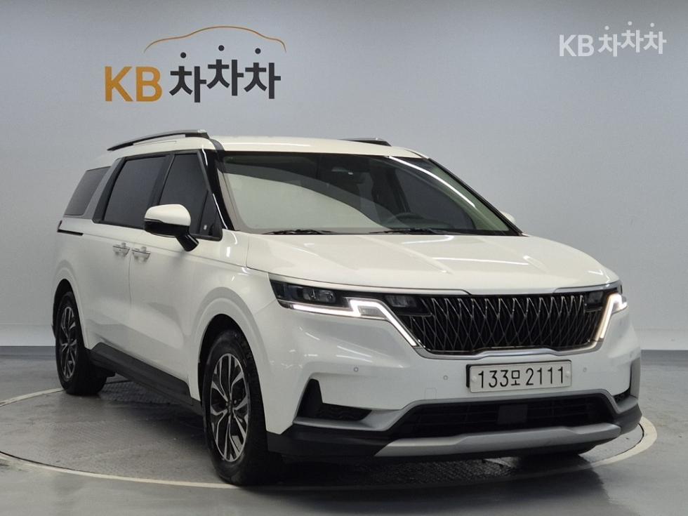 Kia Carnival — miniaturë 4