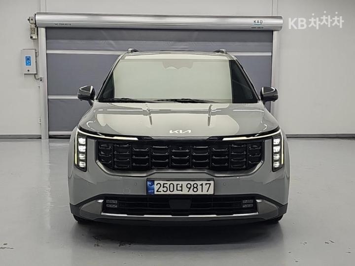 Kia Carnival — miniaturë 2
