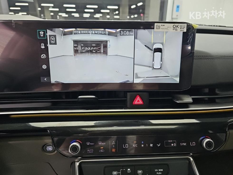 Kia Carnival — miniaturë 10