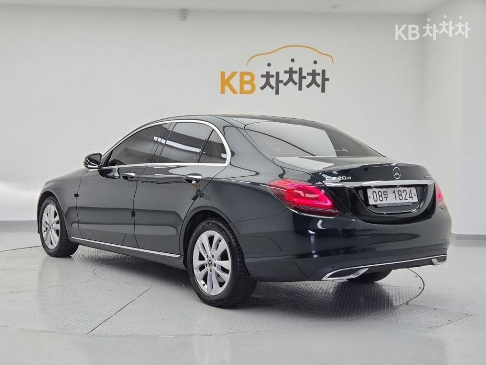 Mercedes-Benz C-klasse — miniaturë 3