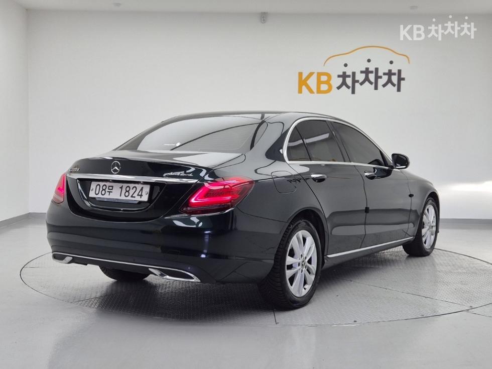 Mercedes-Benz C-klasse — miniaturë 4