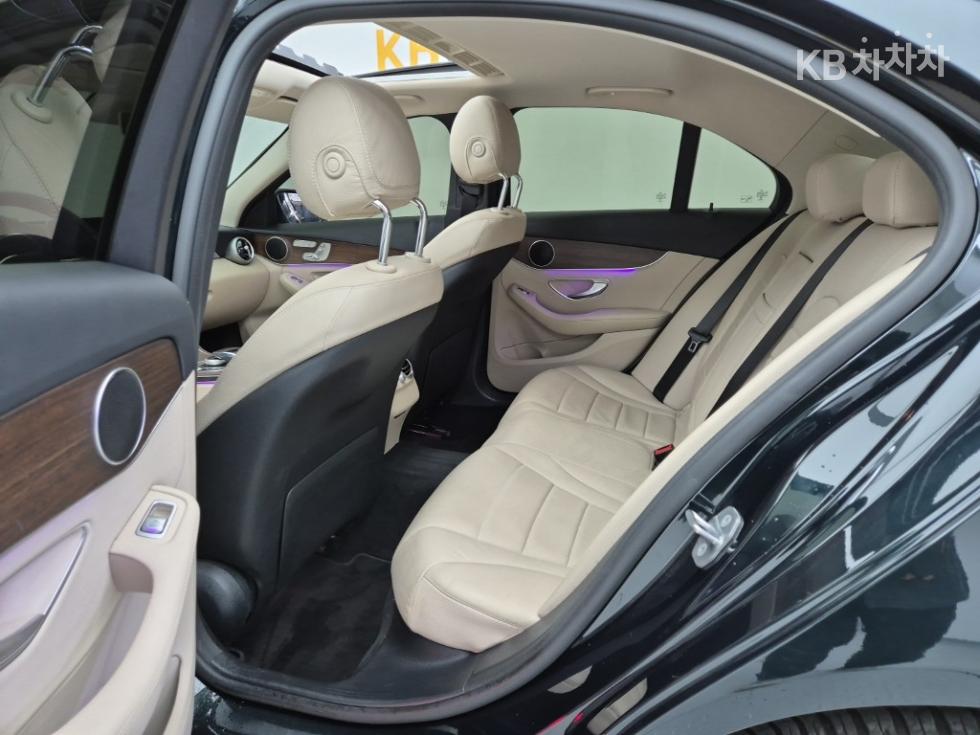 Mercedes-Benz C-klasse — miniaturë 12