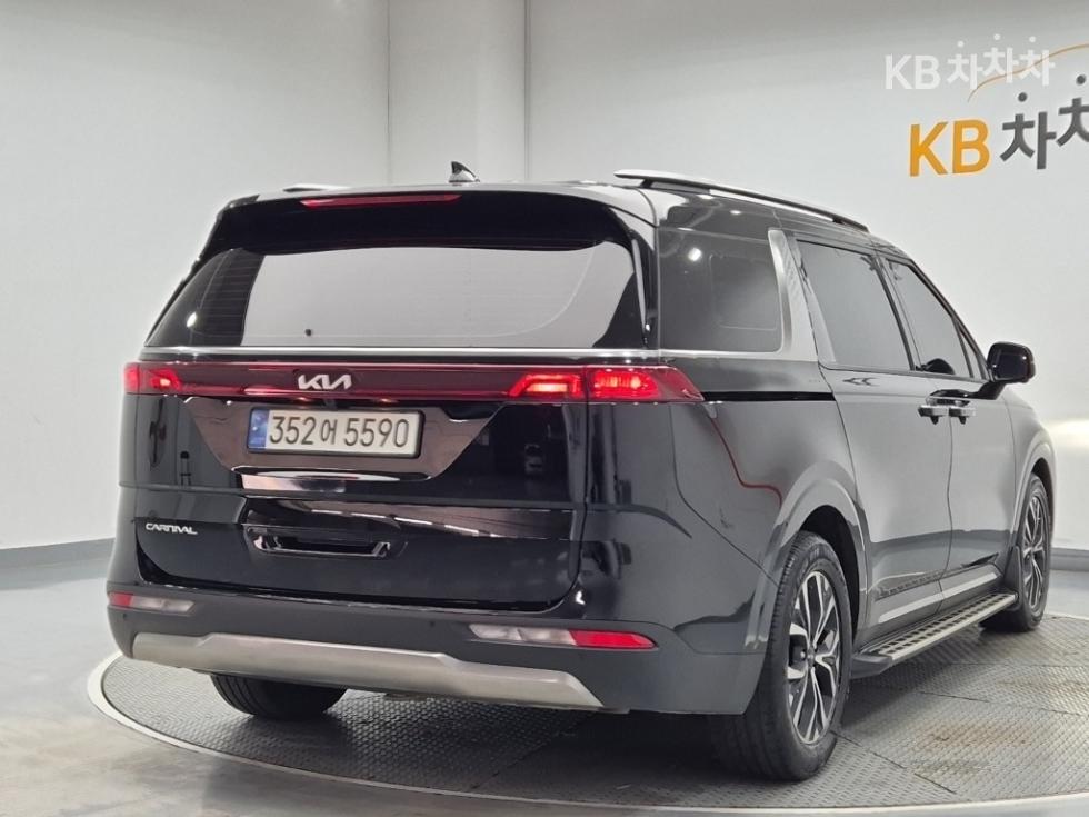 Kia Carnival — miniaturë 3