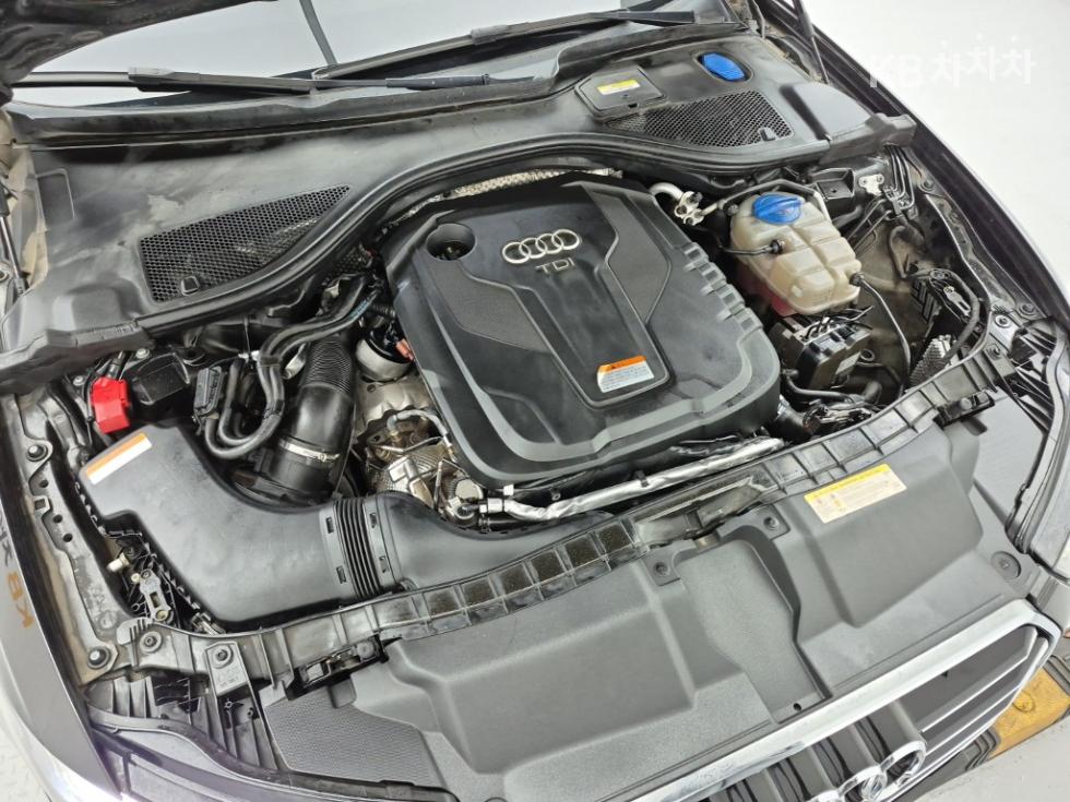 Audi A6 — miniaturë 6
