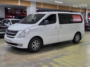 Hyundai Starex 3인승 밴 CVX 럭셔리 — foto 1