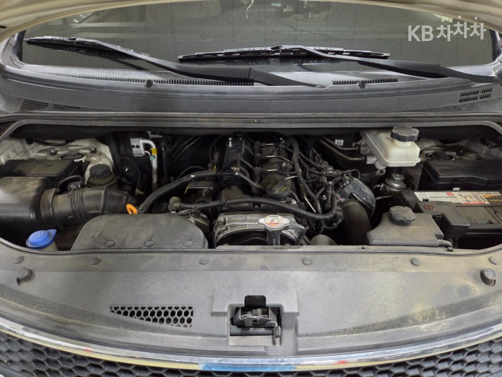 Hyundai Starex — miniaturë 18