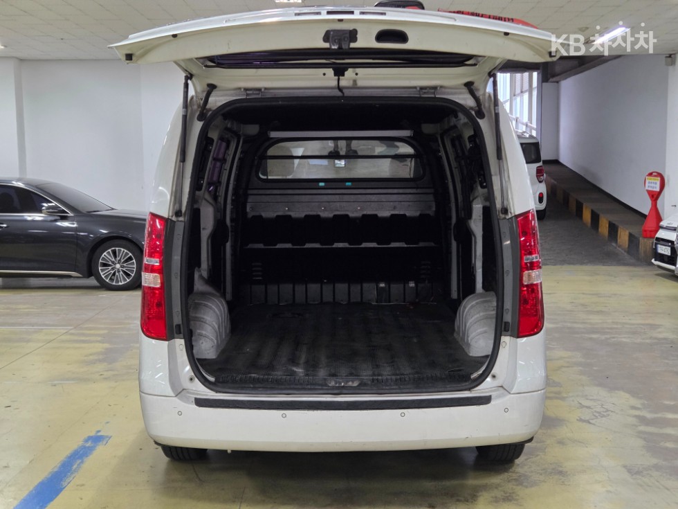 Hyundai Starex — miniaturë 19