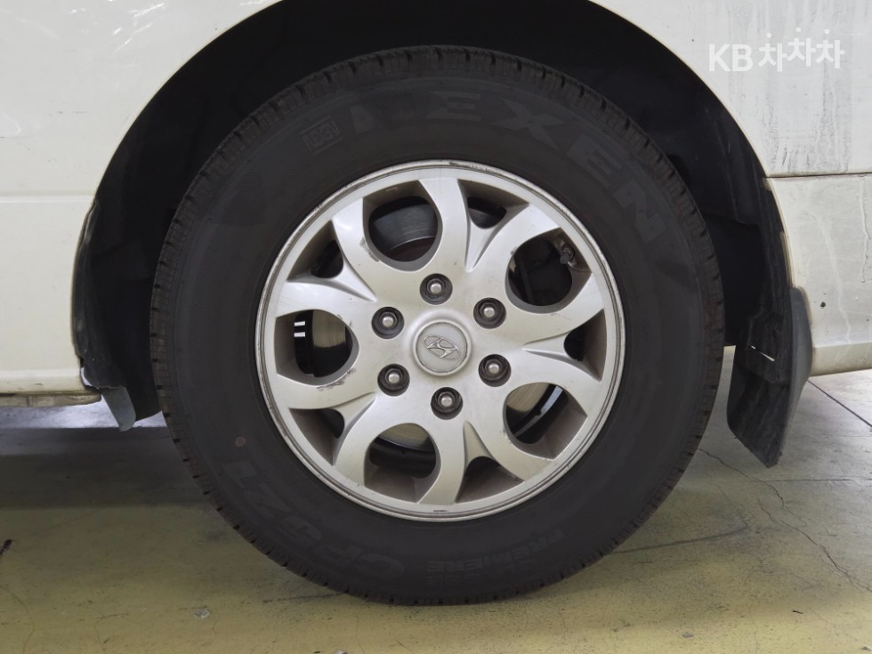 Hyundai Starex — miniaturë 20