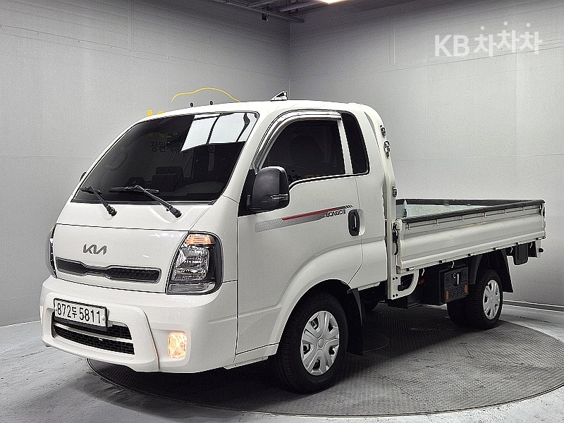 Kia GLS — фото 1