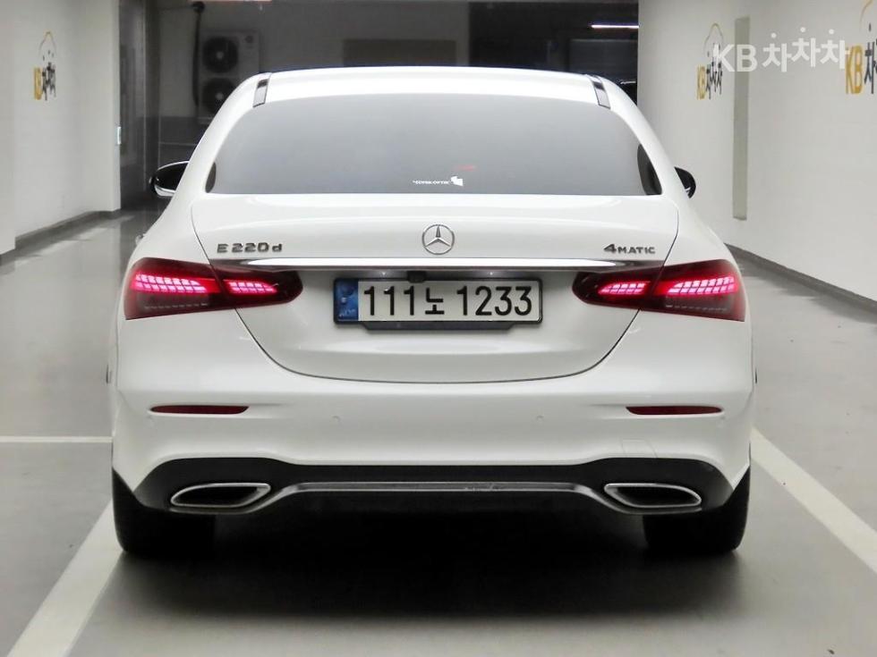 Mercedes-Benz E-Class AMG Line — фото 3