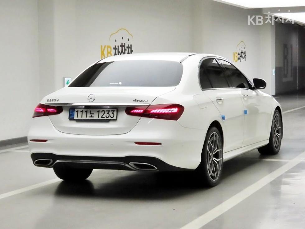 Mercedes-Benz E-Class AMG Line — фото 4