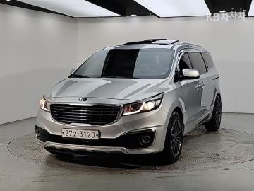 Kia Carnival 9인승 2.2 디젤 프레스티지 — foto 1