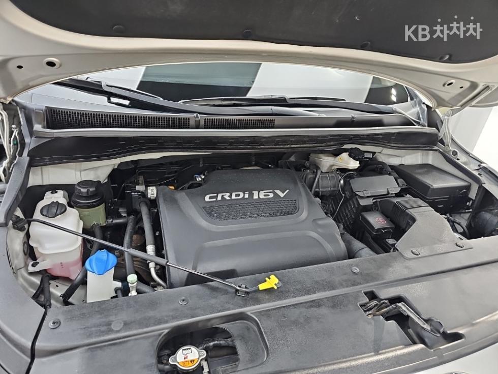 Kia Carnival — miniaturë 6