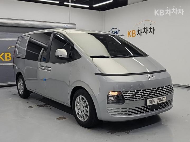 Hyundai Staria — miniaturë 4
