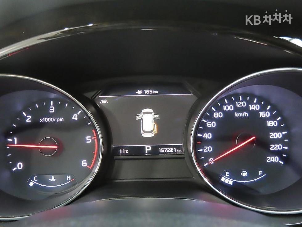 Kia Carnival — miniaturë 6