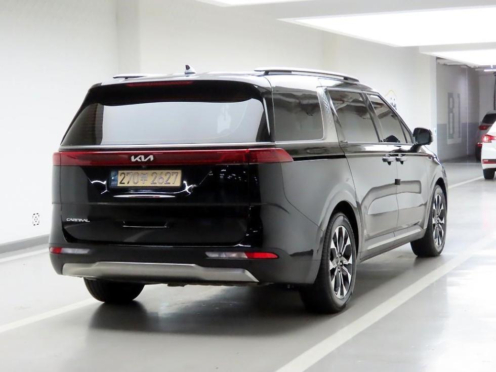Kia Carnival SIGNATURE — фото 4