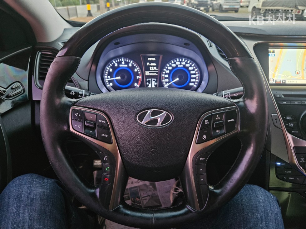 Hyundai Grandeur — miniaturë 10